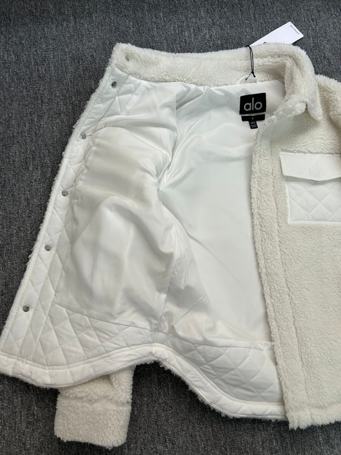 1:1 Replica Alo Jacket White — 1:1 Replica — photo 4