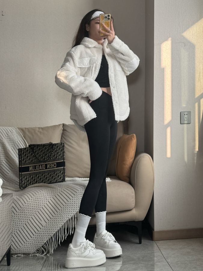 1:1 Replica Alo Jacket White — 1:1 Replica — photo 2