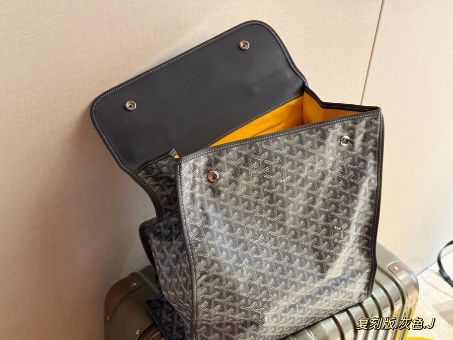 1:1 Replica Goyard bag replica — photo 8