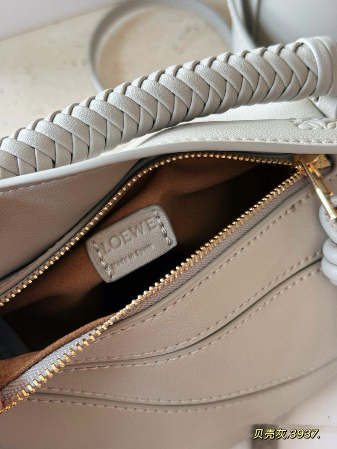 1:1 Replica LOEWE bag Size: 24*15cm (large size) — 1:1 Replica — photo 9