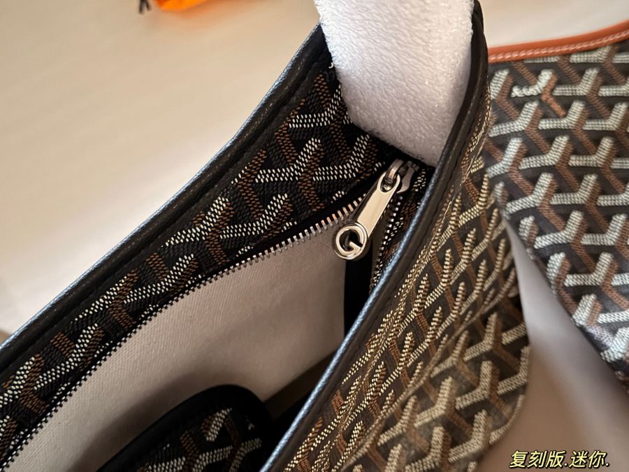1:1 Replica Goyard bag size 25*20cm — AAA Quality Replica — photo 6