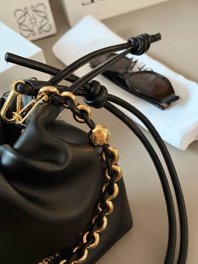 1:1 Replica LOEWE bag Comes with box: cowhide — AAA Quality Replica — photo 3