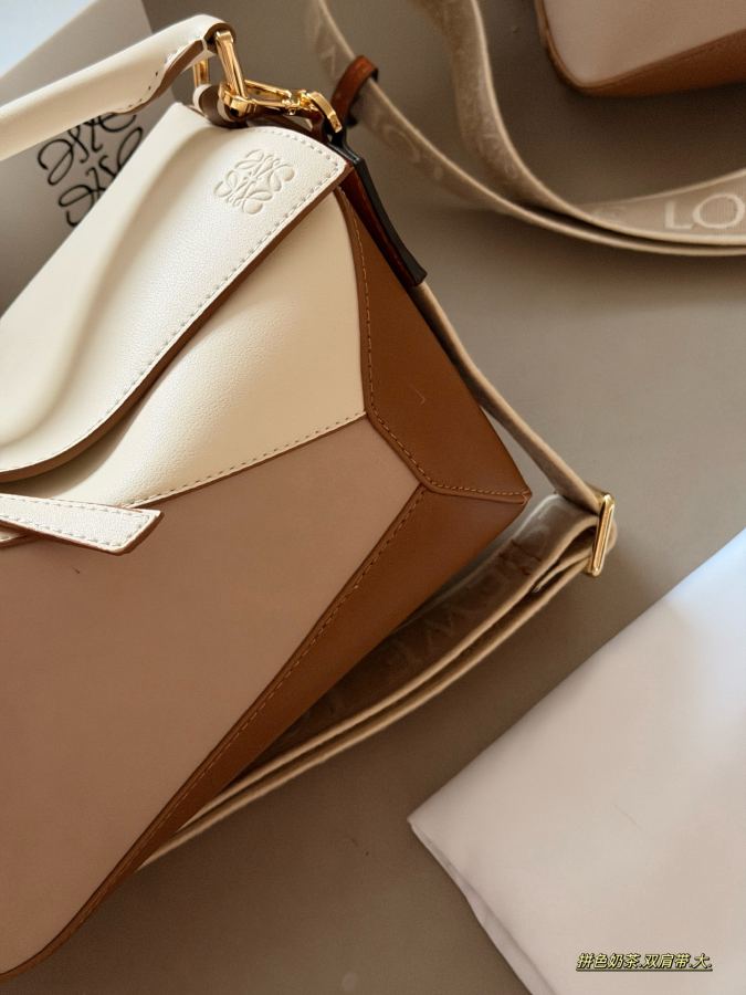 1:1 Replica LOEWE bag Comes with box (double shoulder straps) — AAA Quality Replica — photo 6