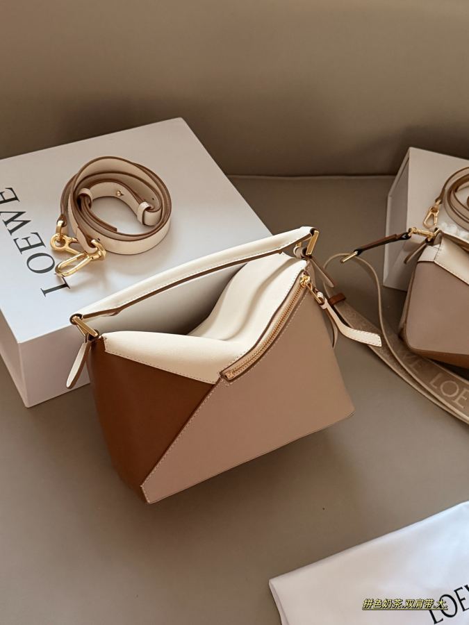 1:1 Replica LOEWE bag Comes with box (double shoulder straps) — AAA Quality Replica — photo 9