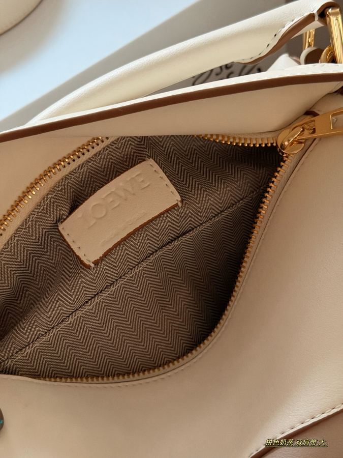 1:1 Replica LOEWE bag Comes with box (double shoulder straps) — AAA Quality Replica — photo 8