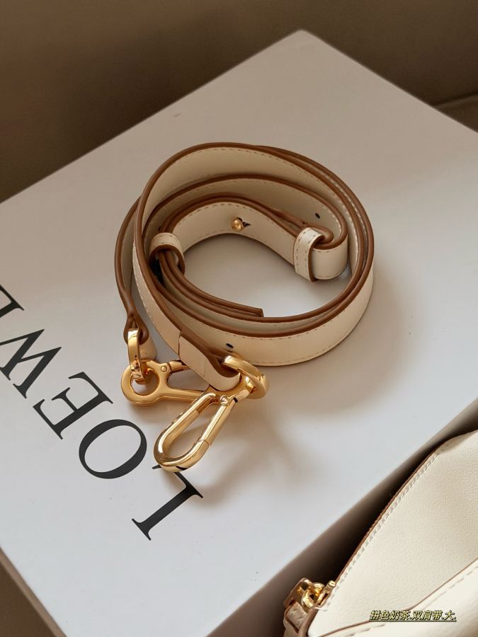 1:1 Replica LOEWE bag Comes with box (double shoulder straps) — AAA Quality Replica — photo 7