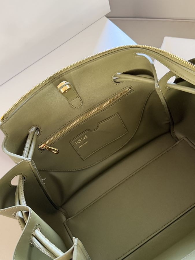 1:1 Replica LOEWE bag size 28*23cm — Premium Replica — photo 5