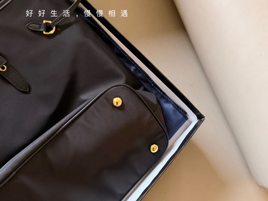 1:1 Replica PRADA bag size 35*30cm — AAA Quality Replica — photo 9