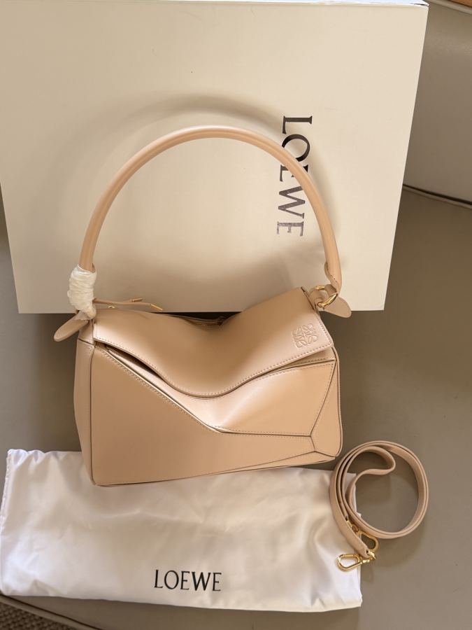 1:1 Replica LOEWE bag size 29*20cm — AAA Quality Replica — photo 2