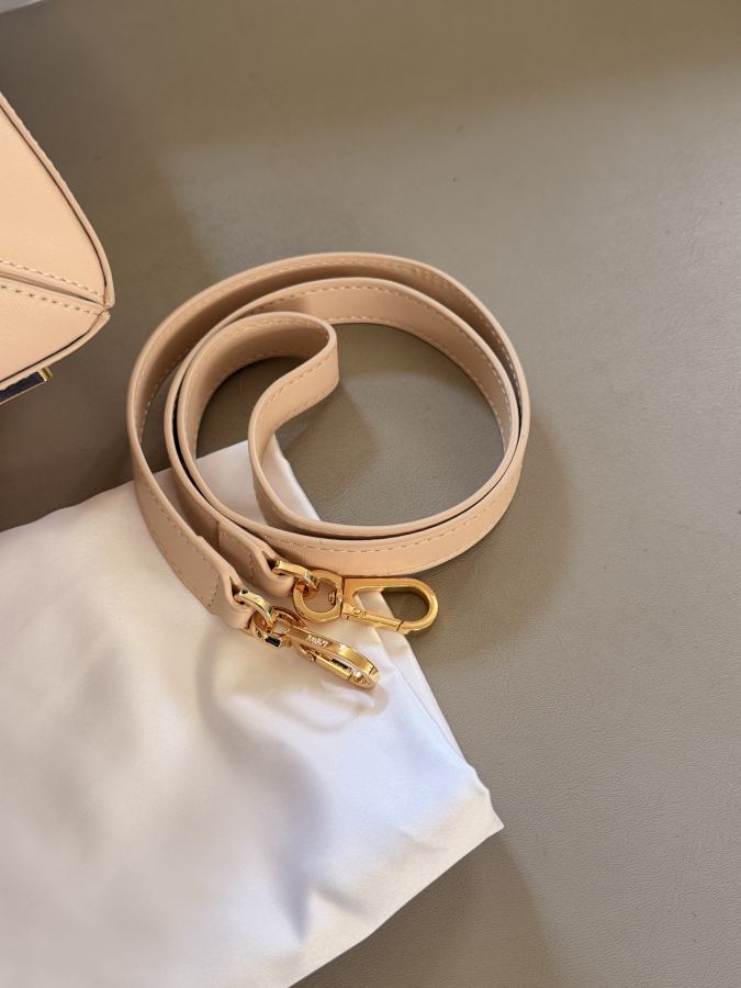 1:1 Replica LOEWE bag size 29*20cm — AAA Quality Replica — photo 7