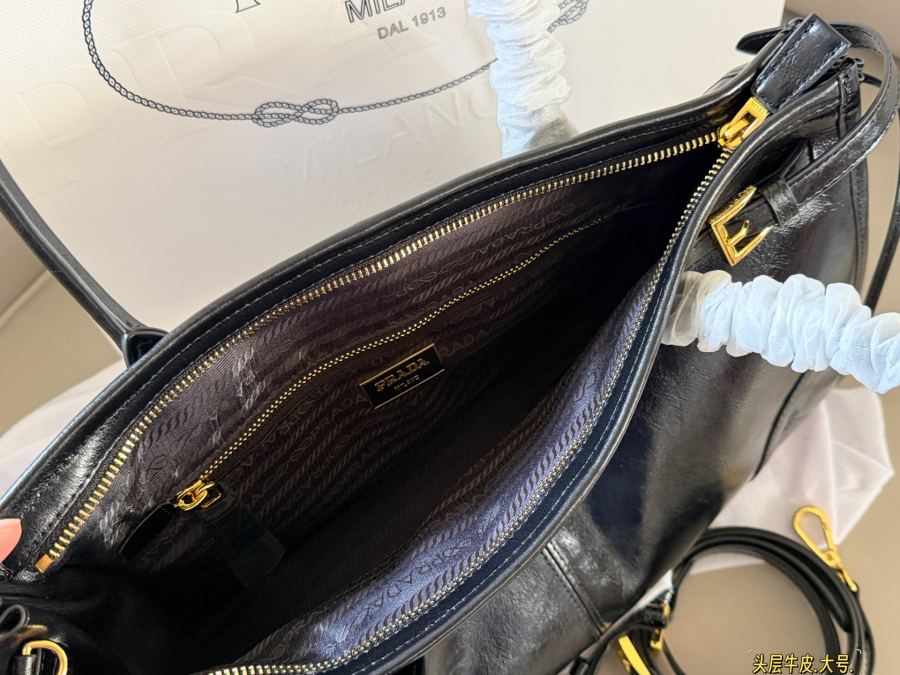 1:1 Replica PRADA bag Comes with box waxed cowhide — Premium Replica — photo 5