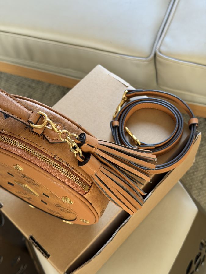 1:1 Replica MCM bag size 18.5cm — Premium Replica — photo 6