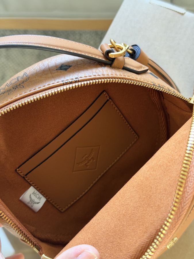 1:1 Replica MCM bag size 18.5cm — Premium Replica — photo 8