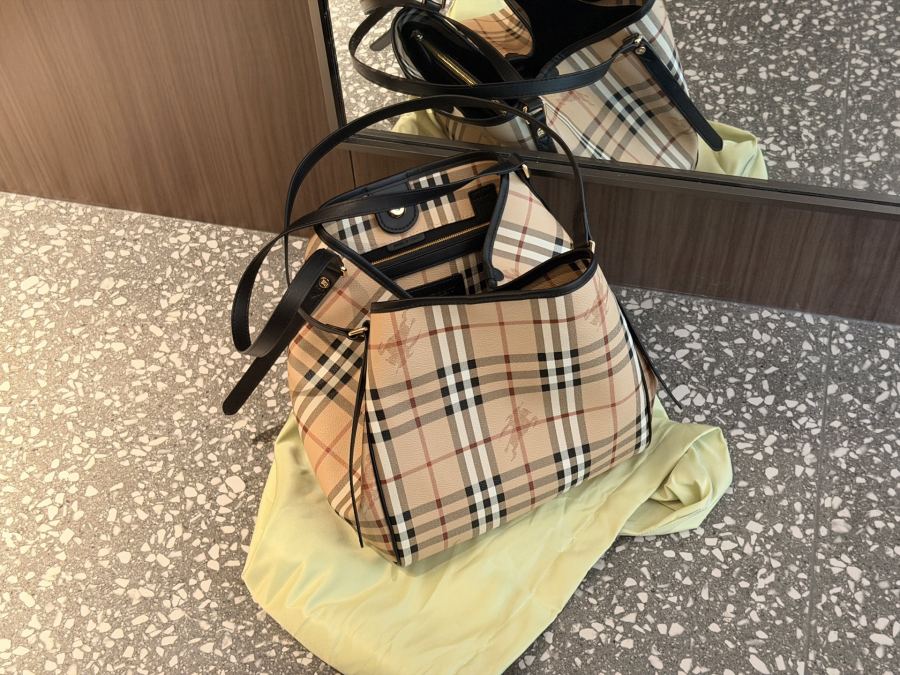 1:1 Replica Burberry bag size 26*26cm — AAA Quality Replica — photo 9