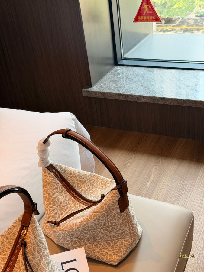1:1 Replica LOEWE bag Small) (Large) with box — Premium Replica — photo 3