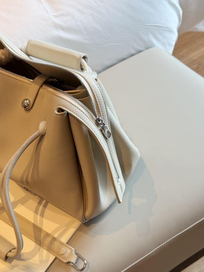 1:1 Replica LOEWE bag size 28*23cm — AAA Quality Replica — photo 8