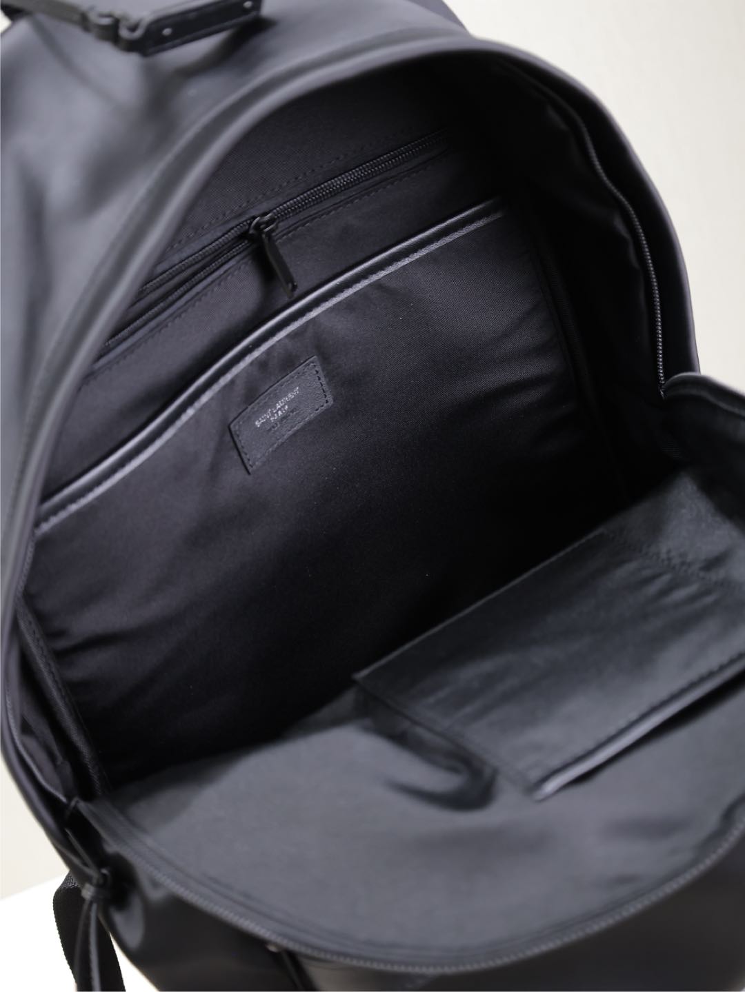 1:1 Replica YSL bag Black — AAA Quality Replica — photo 5