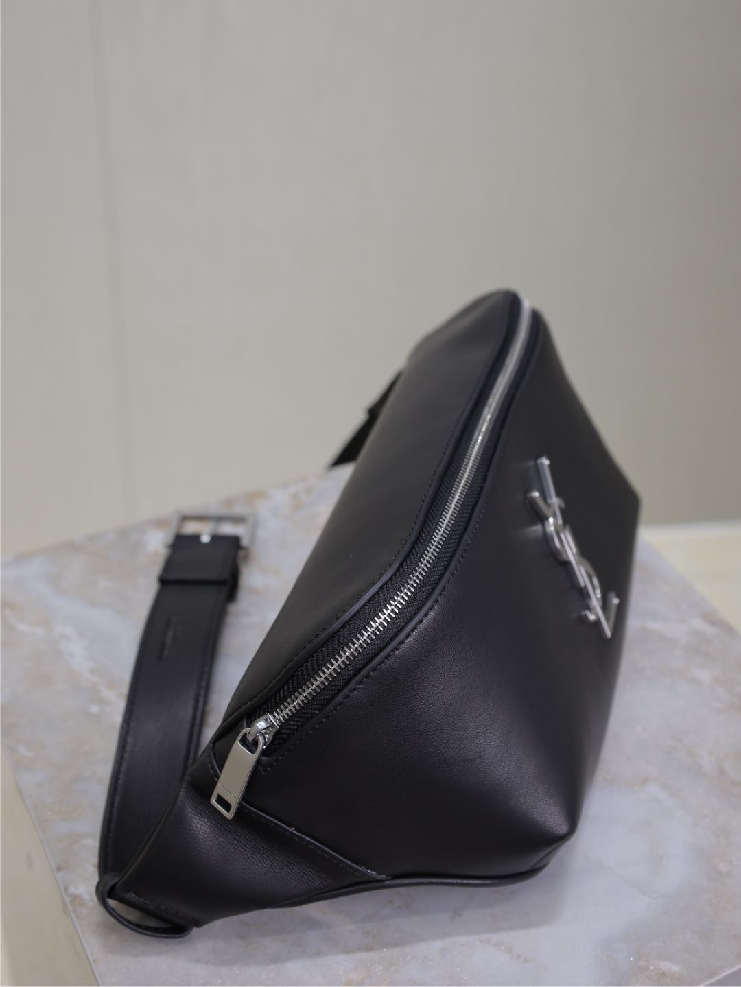 1:1 Replica YSL bag Black — 1:1 Replica — photo 6