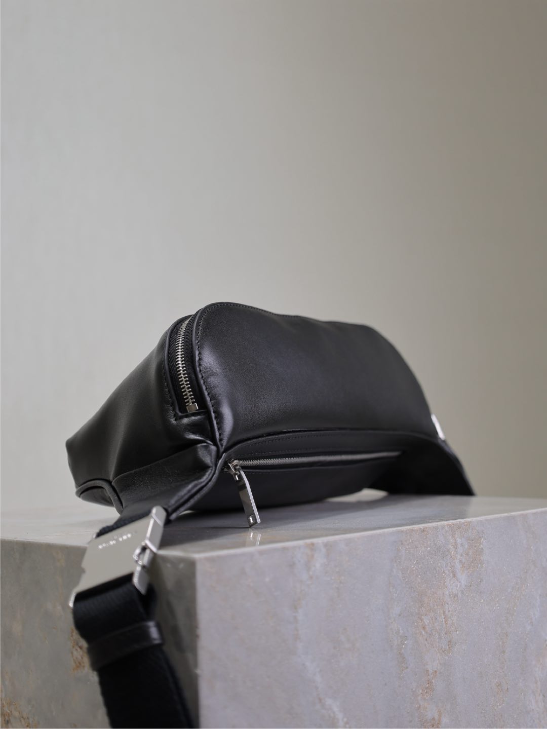 1:1 Replica YSL bag black — 1:1 Replica — photo 6