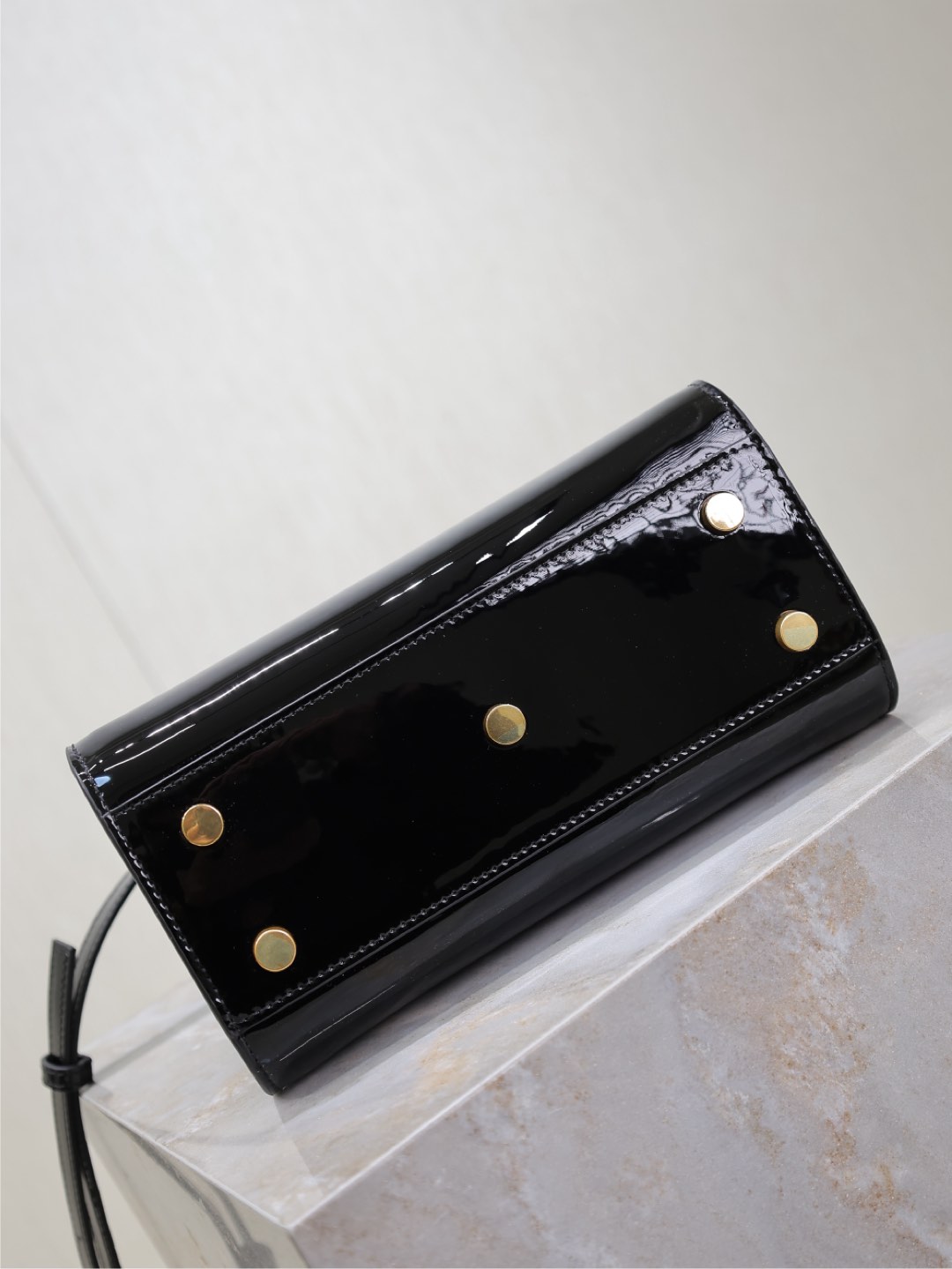 1:1 Replica YSL bag Black 22cm — Premium Replica — photo 9