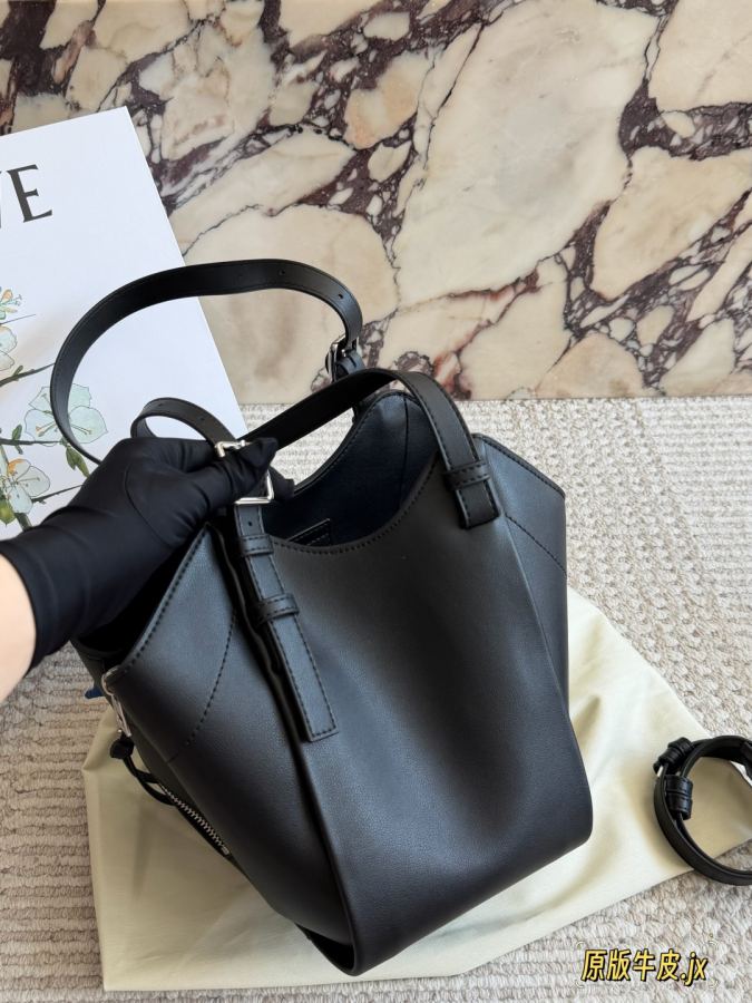 1:1 Replica LOEWE bag size 21 24cm — 1:1 Replica — photo 4