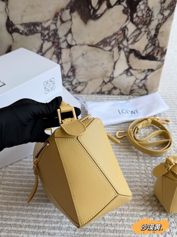 1:1 Replica LOEWE bag With box — 1:1 Replica — photo 5