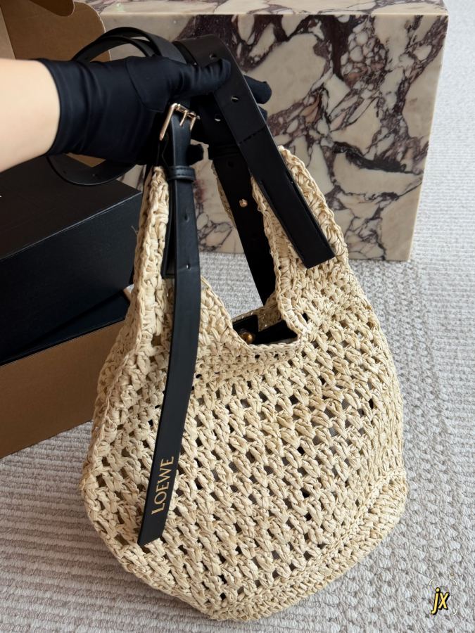 1:1 Replica LOEWE bag size 28 26cm — Premium Replica — photo 9