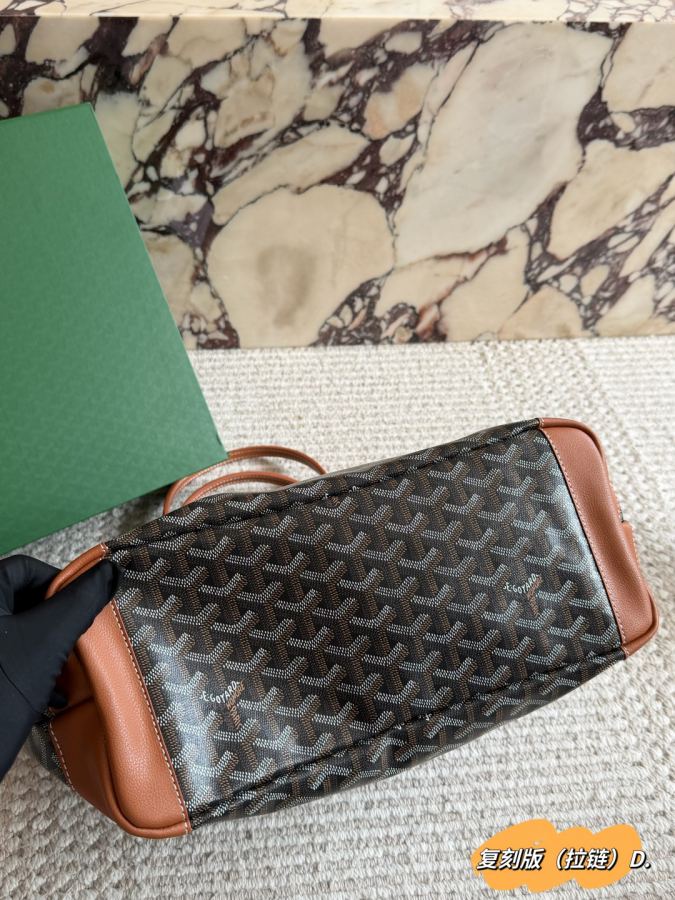 1:1 Replica Goyard bag replica — photo 7