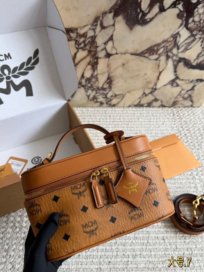 1:1 Replica MCM bag mcm M replica 24 15cm — photo 7