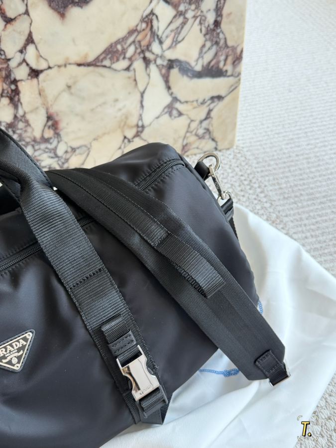 1:1 Replica PRADA bag PRADA New Arrival 47*23*24 — AAA Quality Replica — photo 3