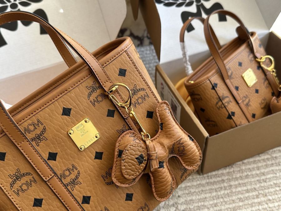 1:1 Replica MCM bag — Premium Replica — photo 4