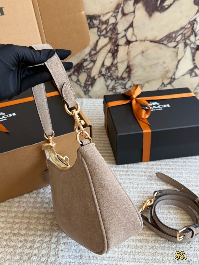1:1 Replica COACH bag size 24*13*7cm — AAA Quality Replica — photo 6