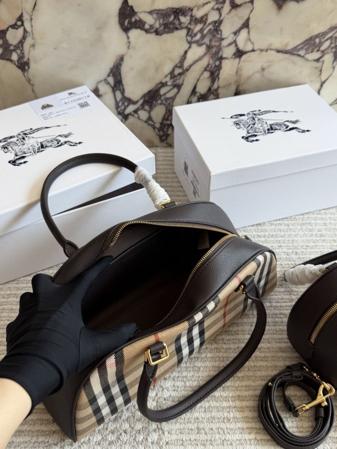 1:1 Replica Burberry bag — AAA Quality Replica — photo 7