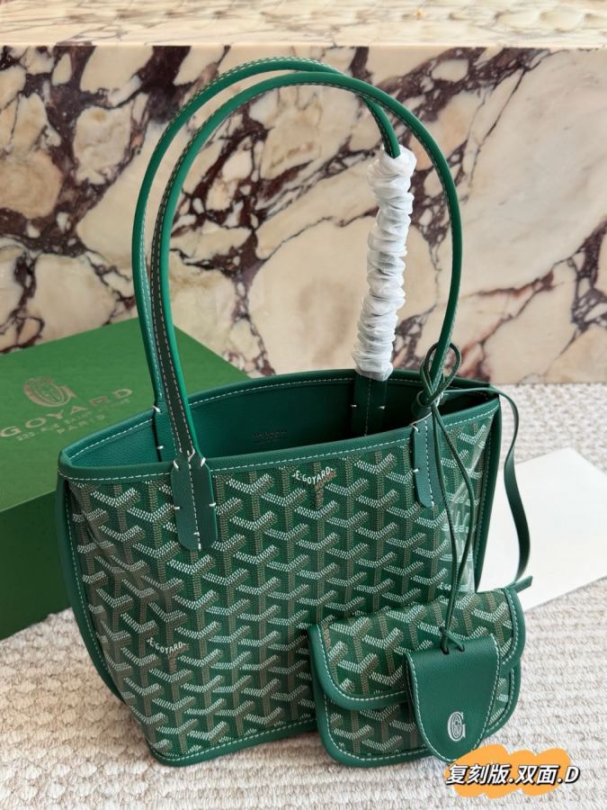 1:1 Replica Goyard bag replica — photo 3