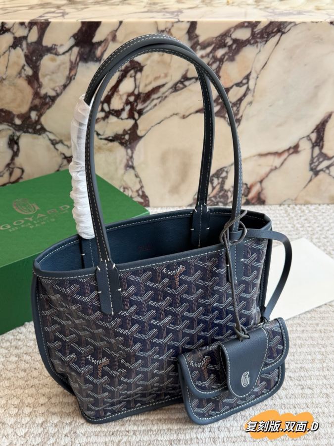 1:1 Replica Goyard bag replica — photo 9