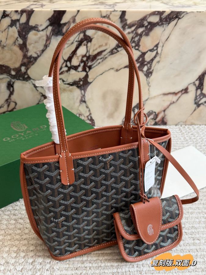 1:1 Replica Goyard bag replica — photo 4