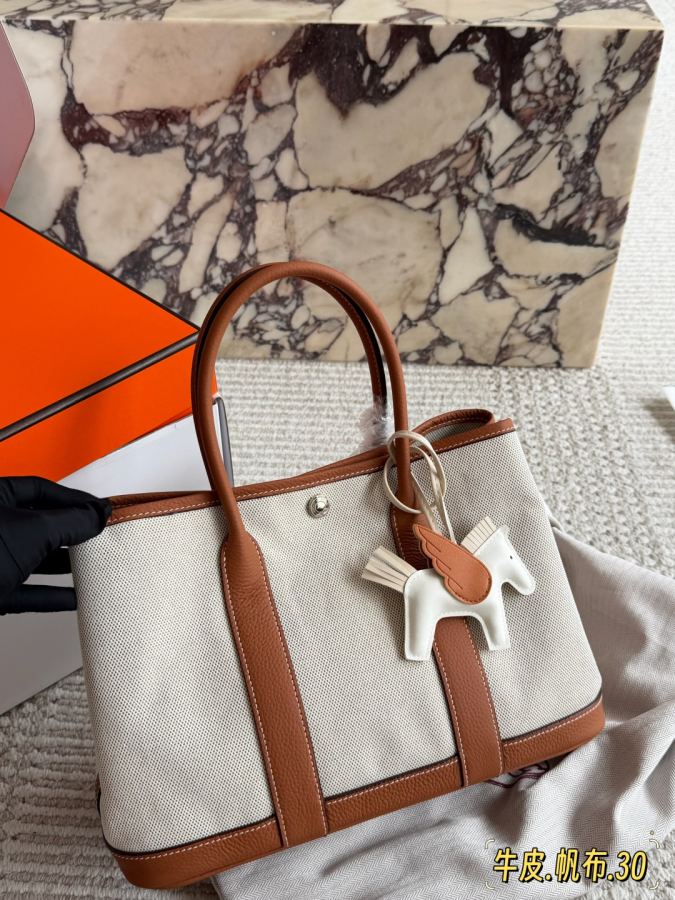 1:1 Replica LOEWE bag Cowhide with box — 1:1 Replica — photo 2