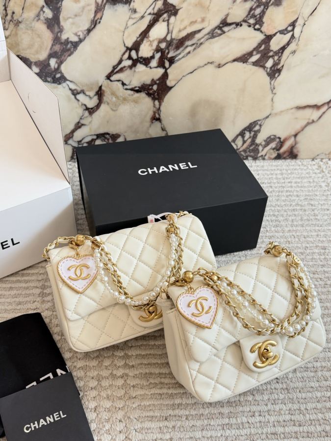 1:1 Replica Chanel bag, with gift box — 1:1 Replica — photo 6