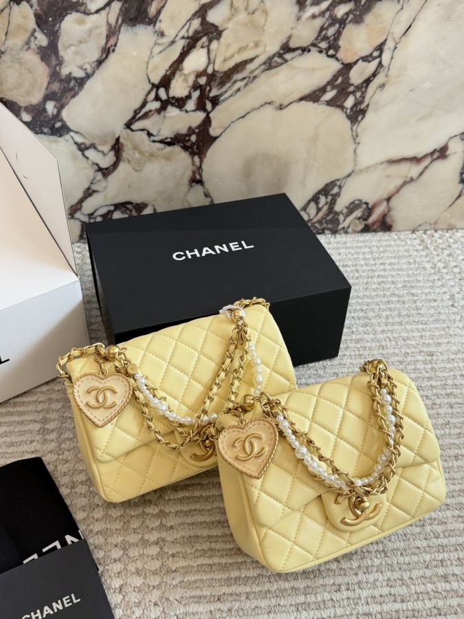 1:1 Replica Chanel bag, with gift box — 1:1 Replica — photo 5