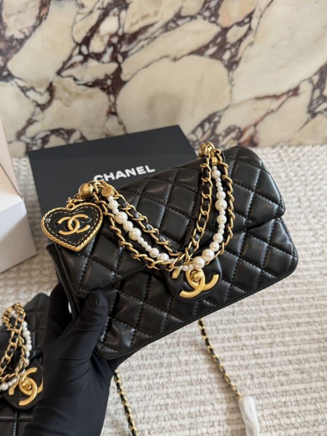 1:1 Replica Chanel bag With gift box — 1:1 Replica — photo 3
