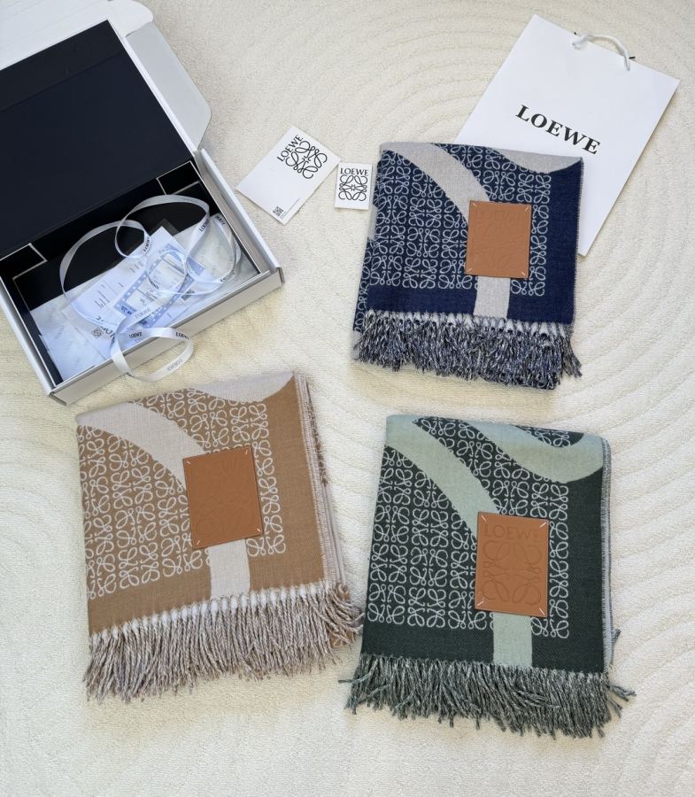1:1 Replica Loewe scarf ¥ — Premium Replica — photo 3
