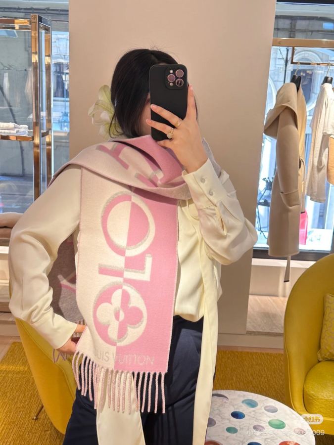 1:1 Replica LV scarf ¥ — AAA Quality Replica