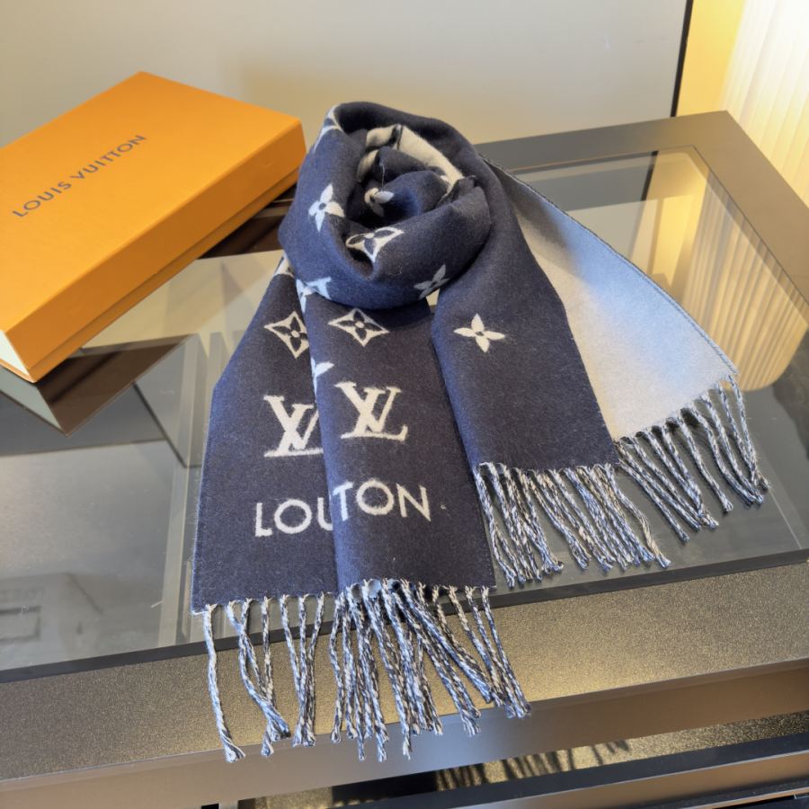 1:1 Replica LV scarf ¥ — Premium Replica — photo 3