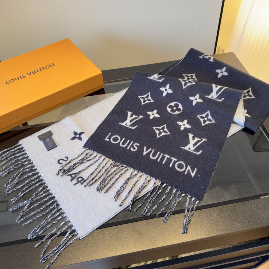 1:1 Replica LV scarf ¥ — Premium Replica — photo 8