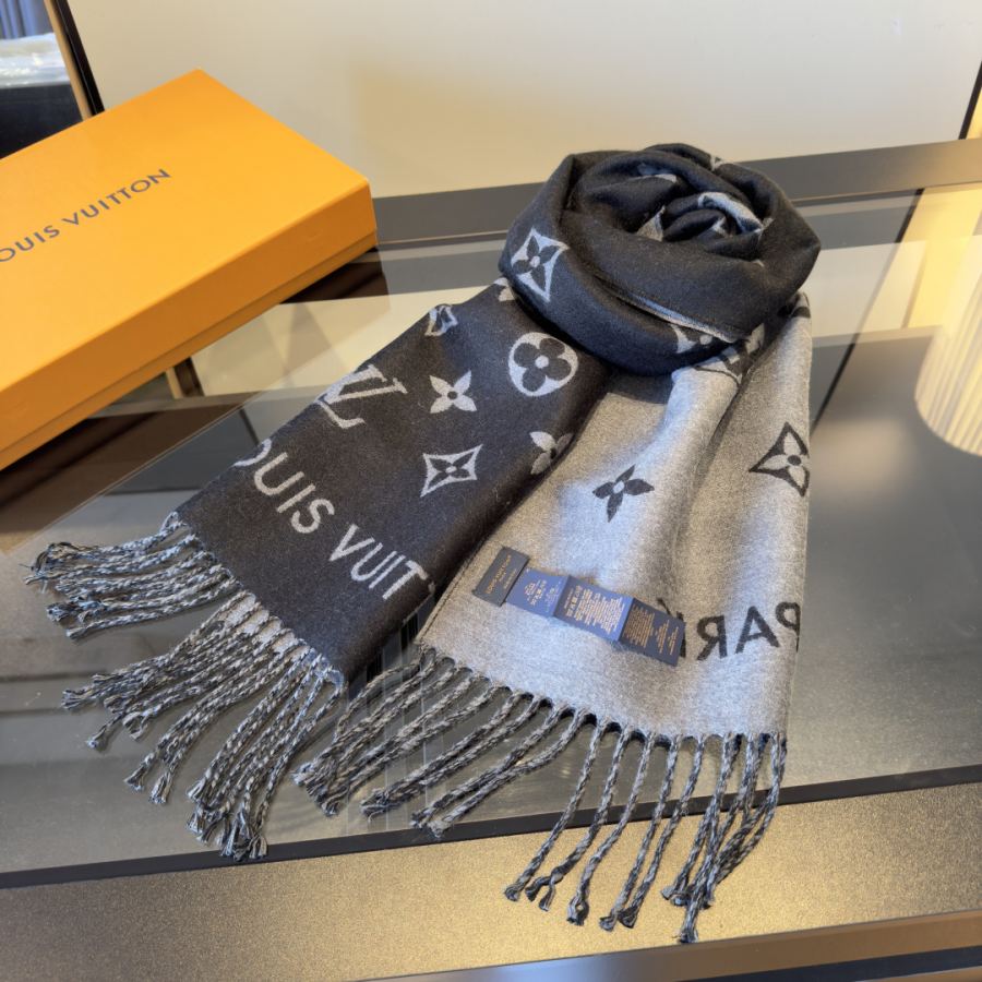 1:1 Replica LV scarf ¥ — Premium Replica — photo 12