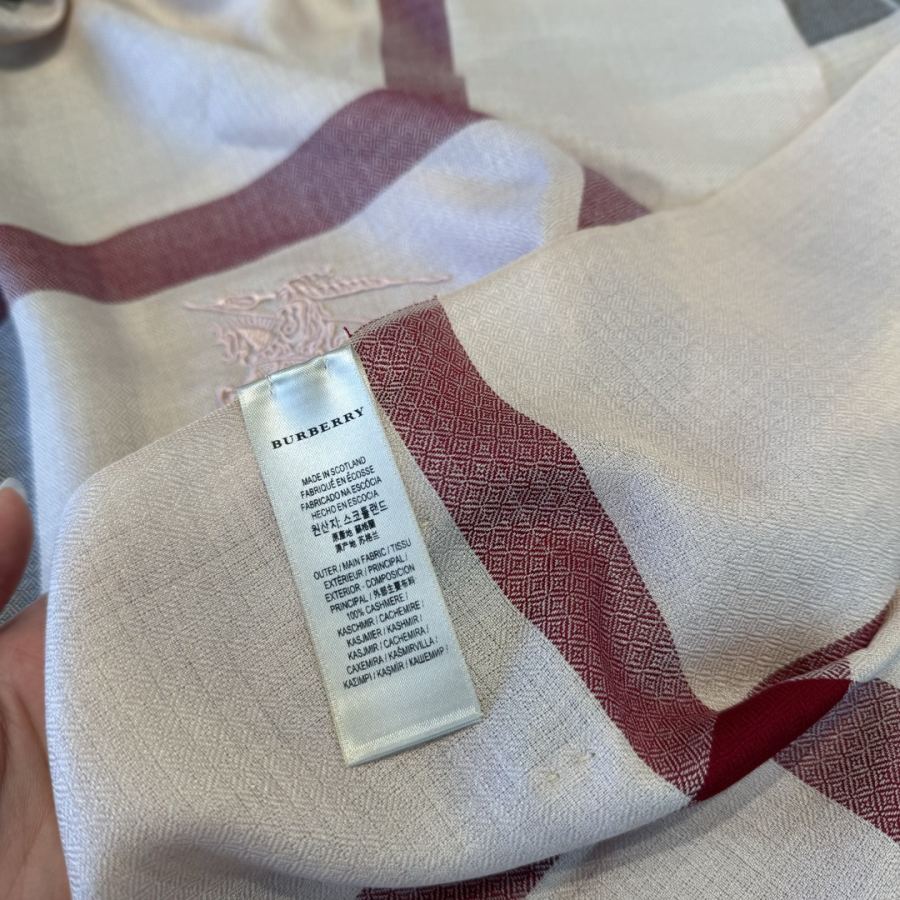 1:1 Replica burberry scarf ¥ — AAA Quality Replica — photo 3