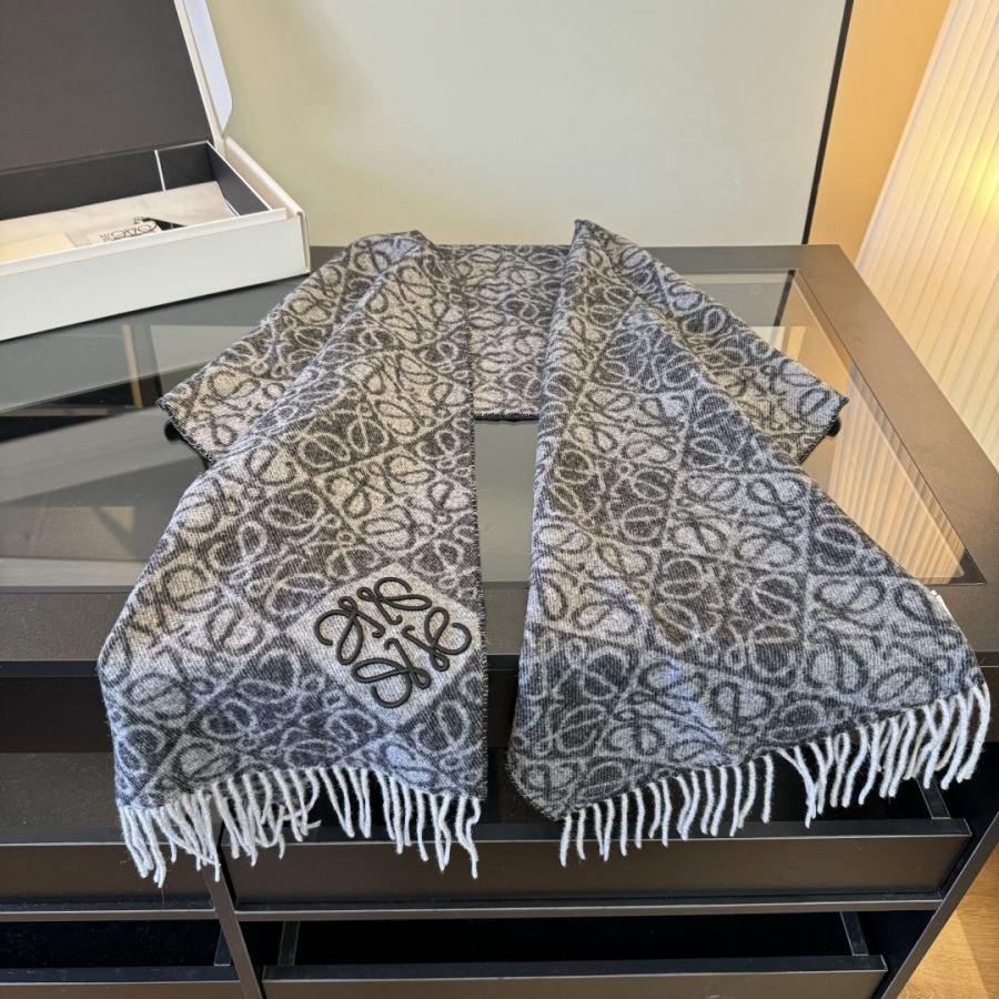 1:1 Replica Loewe scarf ¥ (embroidered version) — AAA Quality Replica — photo 8