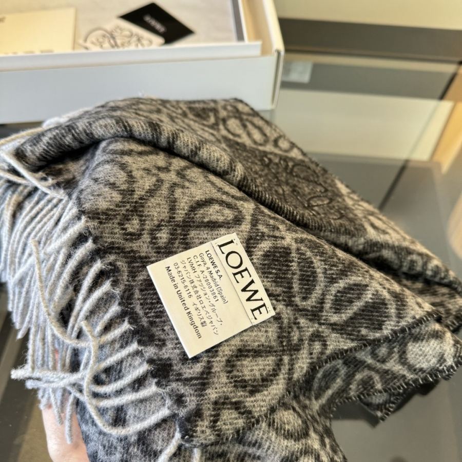1:1 Replica Loewe scarf ¥ (embroidered version) — AAA Quality Replica — photo 6
