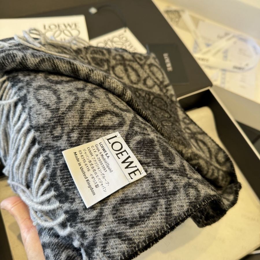 1:1 Replica Loewe scarf ¥ (embroidered version) — AAA Quality Replica — photo 4