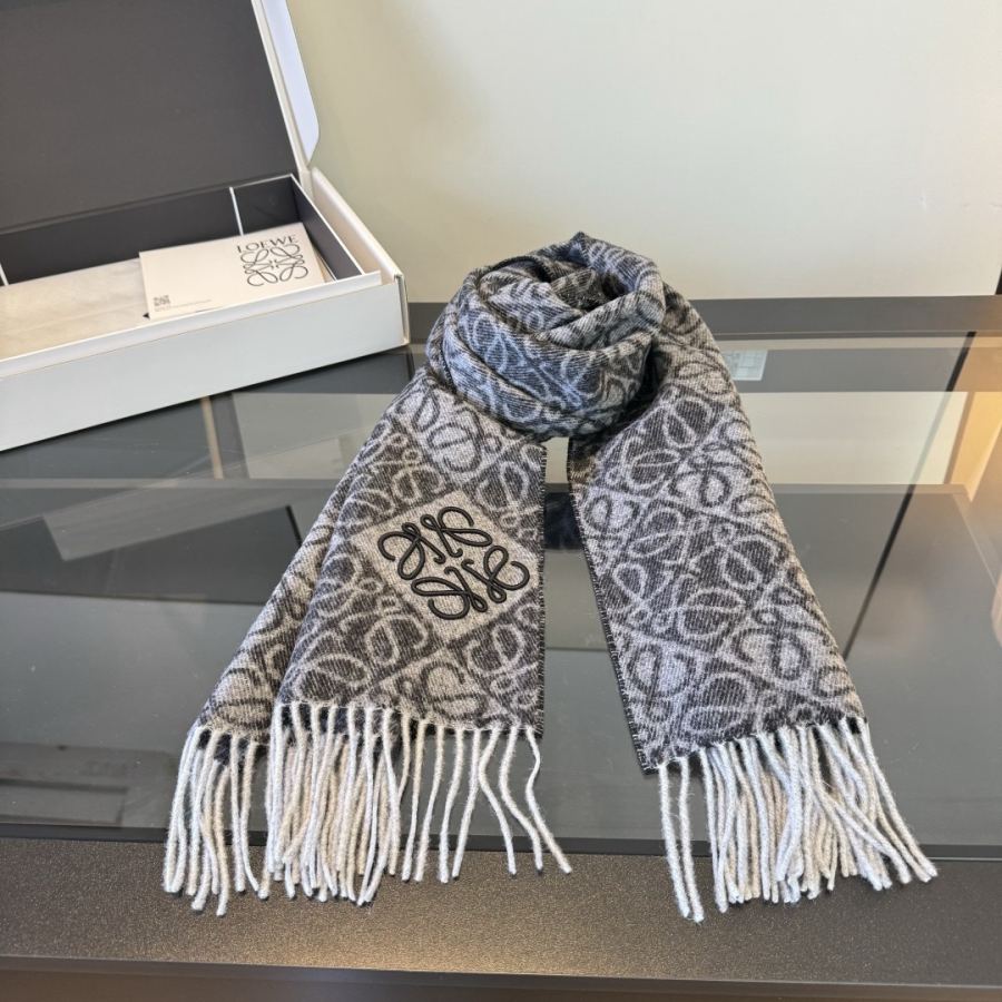1:1 Replica Loewe scarf ¥ (embroidered version) — AAA Quality Replica